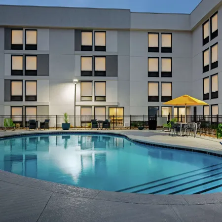 Hampton Inn Kansas City-Airport