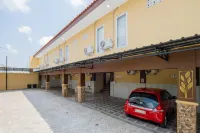 RedDoorz Syariah Near Rsud Dr Iskak Tulungagung Hotel a Kedungwaru