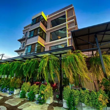 Baan Sookjai Sam Bai Thao