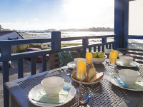 Résidence Odalys Référence les Bains Hotels in Tregastel