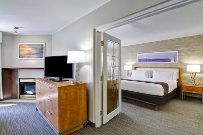 Holiday Inn Express Kamloops Hotels near Kamloops Airport