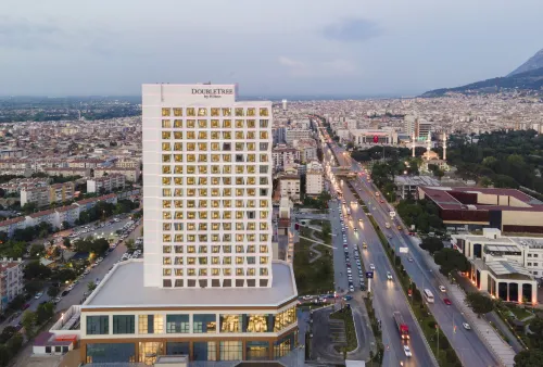Doubletree by Hilton Lyon Eurexpo Hotels in Saint-Priest