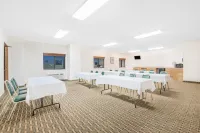 Days Inn by Wyndham Mitchell SD