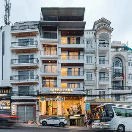Thi Thao Gardenia Hotel
