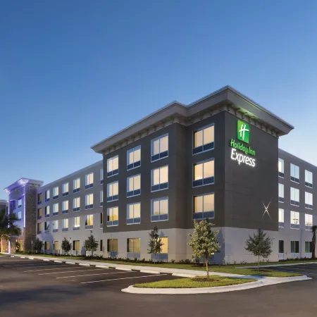 Holiday Inn Express CAPE CANAVERAL by IHG