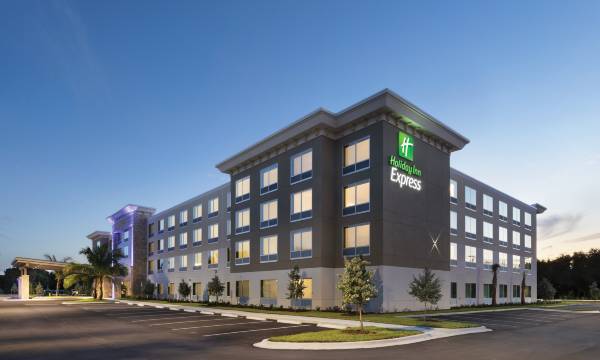 Holiday Inn Express Cape Canaveral by IHG