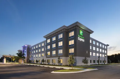 Holiday Inn Express CAPE CANAVERAL by IHG