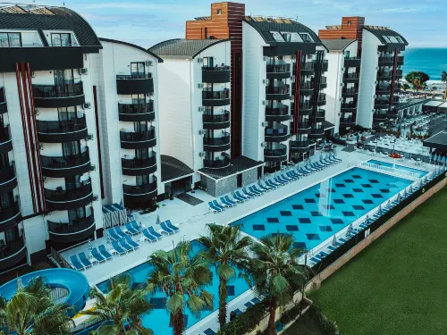 Grand Uysal Beach & Spa Hotel Các khách sạn ở Alanya