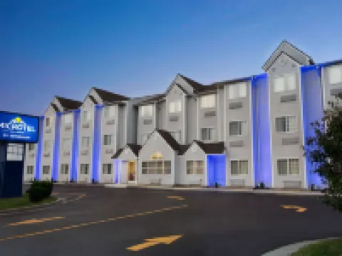 Microtel Inn & Suites by Wyndham Thomasville/High Point/Lexi Hotels in Davidson County