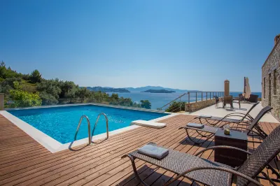 Golden King Villas Hotels in Skiathos
