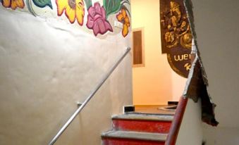 Goroomgo Bhagwaan Das Varanasi