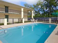 Super 8 by Wyndham Mobile