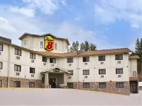 Super 8 by Wyndham Hill City/Mt Rushmore/ Area Hotels in West Pennington