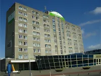 Beachhotel Zandvoort by Center Parcs Hotels near Zon Strand