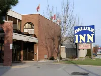 Deluxe Inn Hotels near Lambton Arena