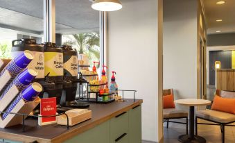 Spark by Hilton Orlando Universal Blvd