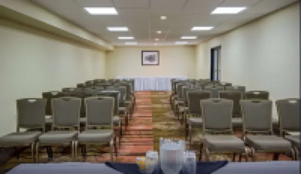 Quality Inn & Suites Regina Downtown