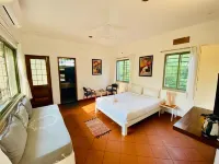 The Canopy Guest House - balcony