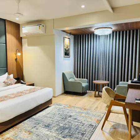 Park Royal Hotel