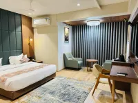 Park Royal Hotel