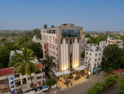 Krishna Inn Отели рядом с достопримечательностью «Gurudwara Bhai Saheb Bhai Daya Singh Ji Bhai Dharam Singh Ji»