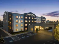 DoubleTree by Hilton Salem - bar