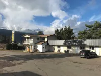 Florence Motel Hotels near Bulkley Valley Museum