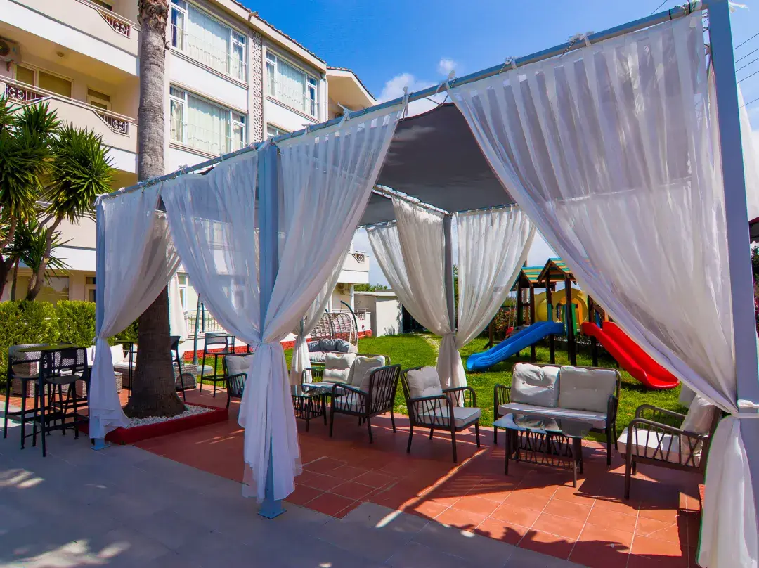 New Garden Hotel Side - Side
