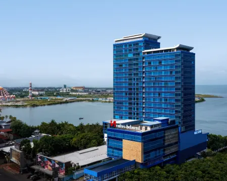 Swiss-Belhotel Makassar Hotels in Makassar