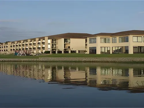 Wyndham Garden Lake Guntersville Các khách sạn ở Albertville