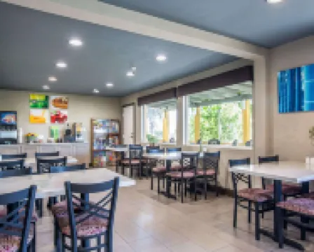 安大略機場會展中心凱藝飯店
