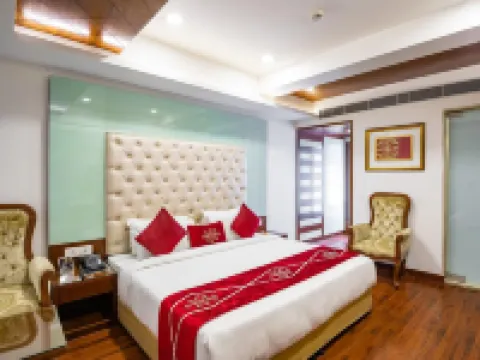 Hotel Swaran Palace