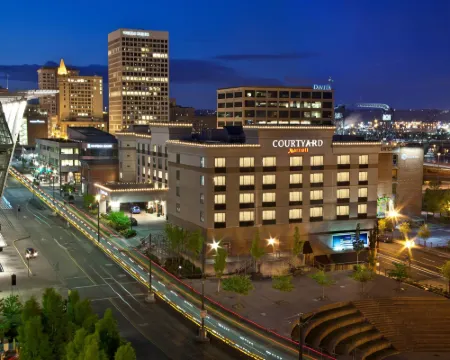 コートヤード・バイ・マリオット タコマ ダウンタウン タコマのホテル