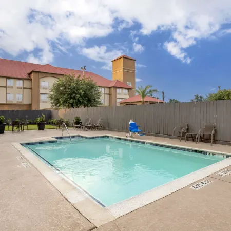 Best Western Plus Hobby Airport Inn  Suites