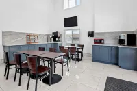 SureStay Hotel by Best Western Buena Park Anaheim - 朝食
