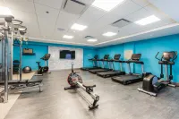 Crowne Plaza TORONTO AIRPORT by IHG - Gym