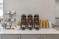 Comfort Suites - breakfast