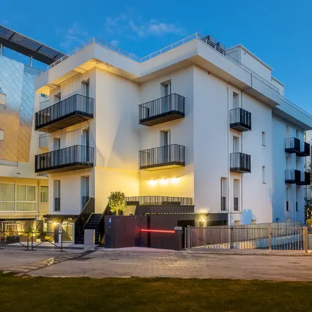 Homie Hotel Отели рядом с достопримечательностью «Храм Темпио Малатестиано»