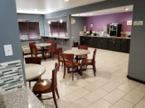 Super 8 by Wyndham Fort Collins Hotels in Larimer County