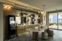 Visionair Suites Hotels in Сенігаллія