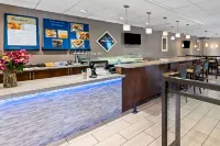 SureStay Hotel by Best Western SeaTac Airport North - 朝食