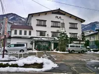Ikemoto Hotels near Oborozukiyo no Yakata Hanzan Bunko