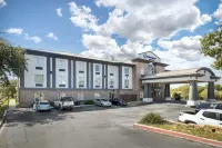 Best Western Medical Center North Inn  Suites Near Six Flags Hotel di San Antonio