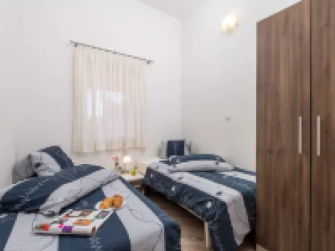 Tea Hotels in Općina Dobrinj