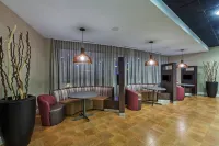 塔爾薩伍德蘭希爾斯萬豪萬怡酒店 - 露台