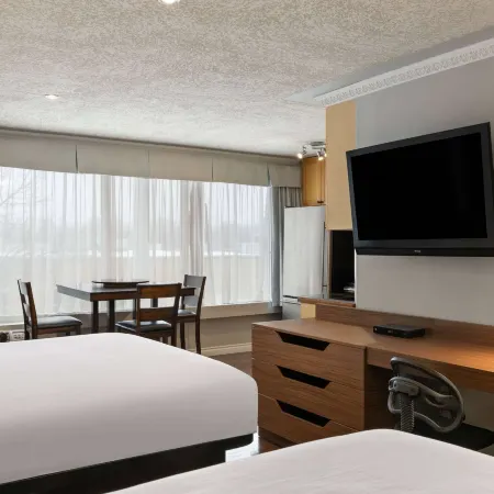 Baymont by Wyndham Edson Hotels in Edson
