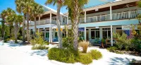 Heated Pool + Ping-Pong + Foosball + 12 min to Beach