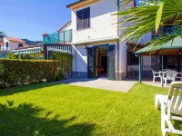 Casa Delle Margherite 1 Hotels in Cipressa