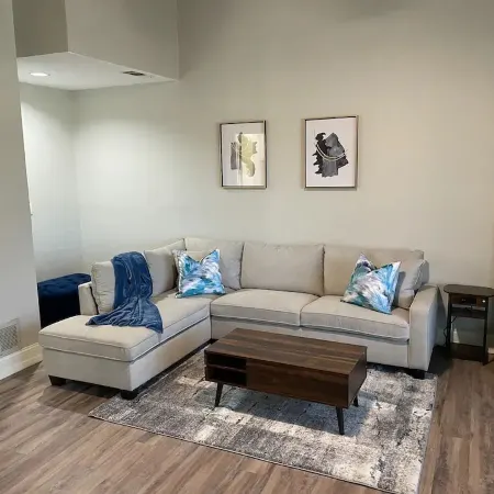 Peaceful Home in DFW Center