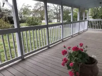 Cozy cove lake cottage